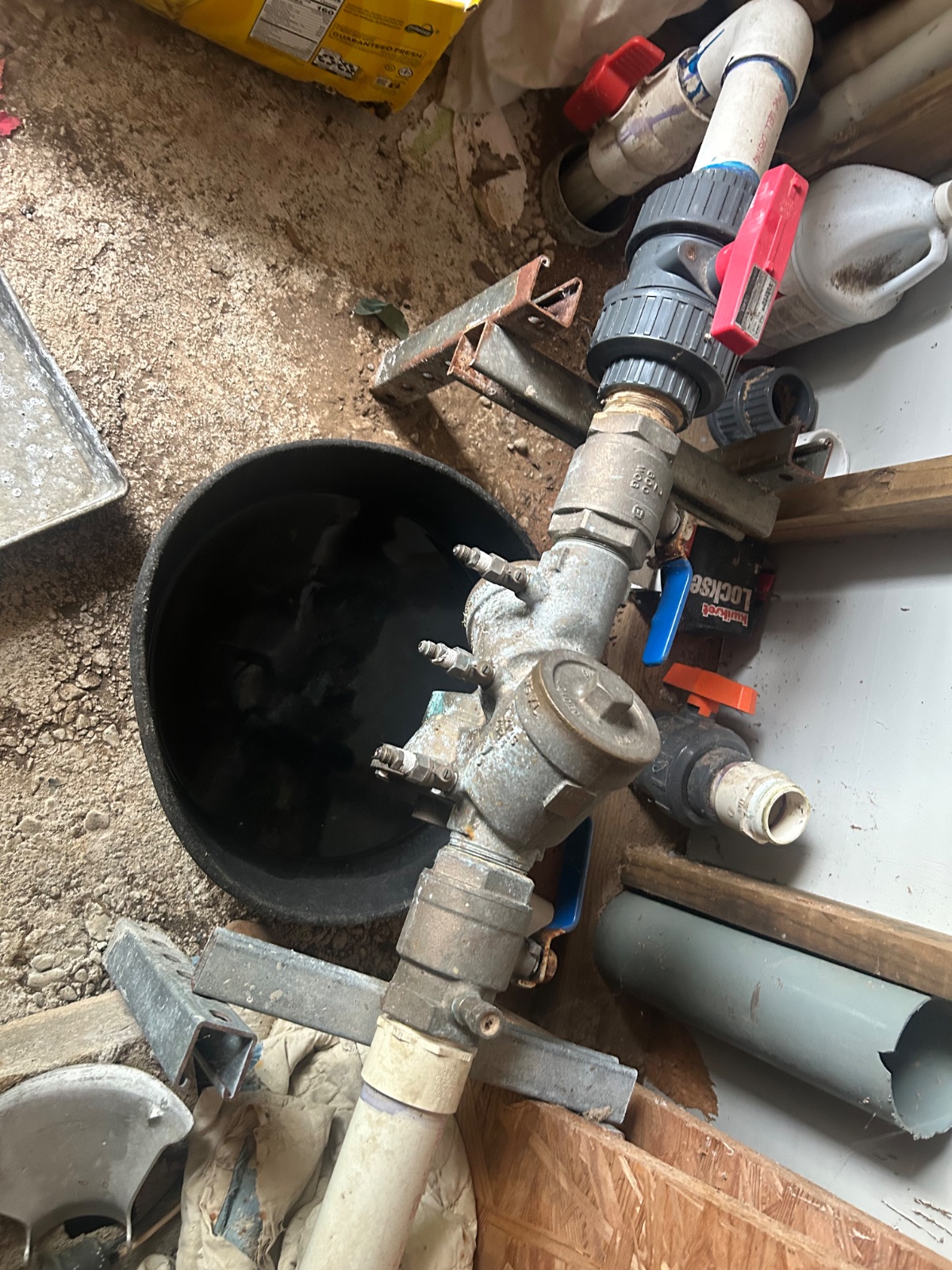 Fixtures (Toilet/Faucet/Disposal) in Bonnerdale, AR by Bowen Plumbing
