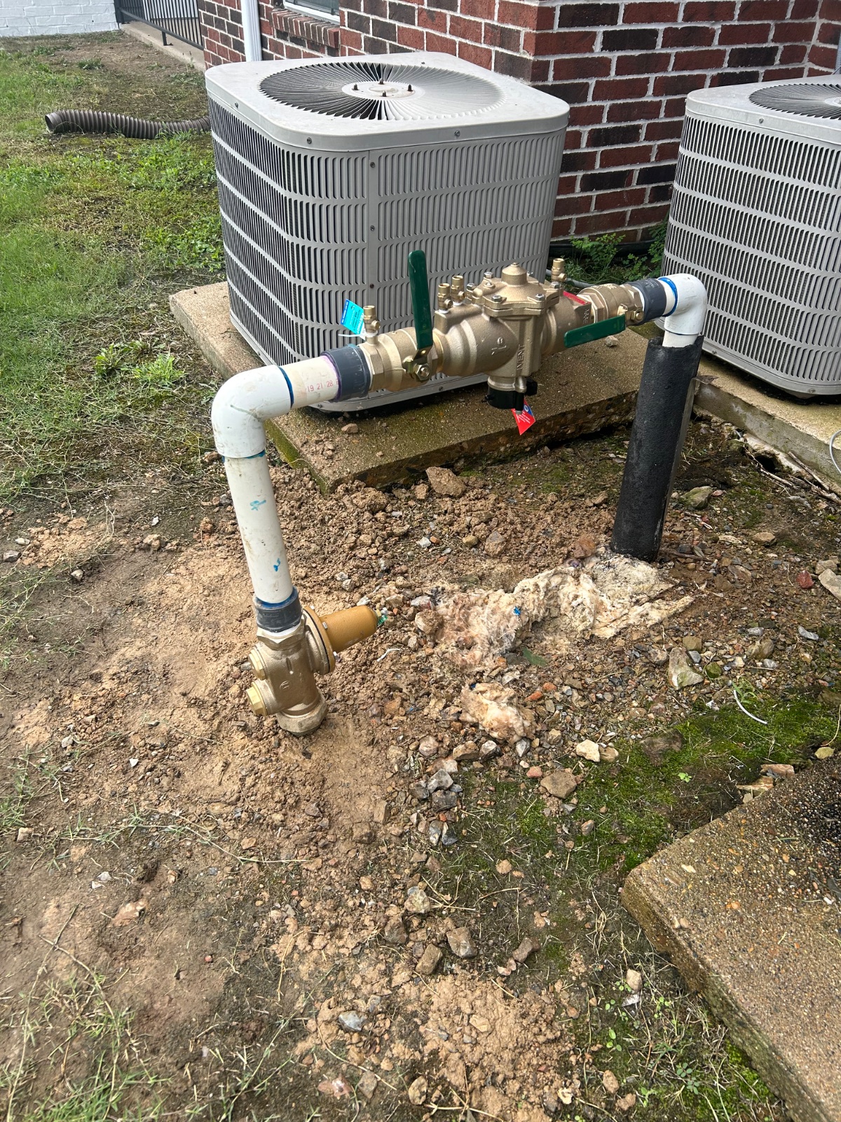 Fixtures (Toilet/Faucet/Disposal) in Hot Springs, AR by Bowen Plumbing